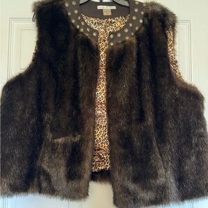 Peter Nygard Brown Vest with Leopard Print and Gold Accents